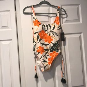 NWT Vince Camuto One Piece Swimsuit
